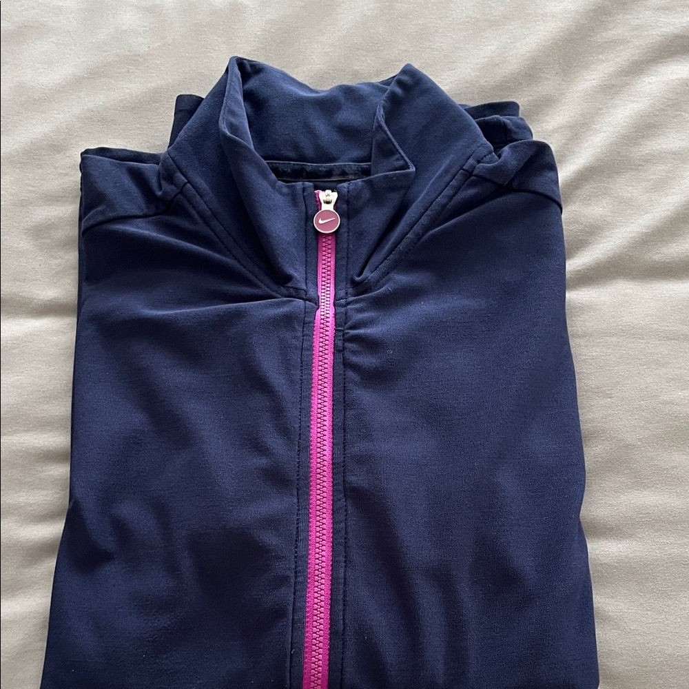 Nike Dri-Fit top - Picture 11 of 11